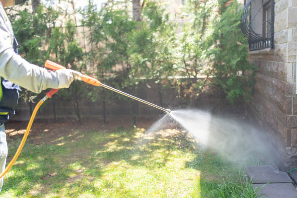 Best Commercial Pest Control Services  in Lynchburg, MS